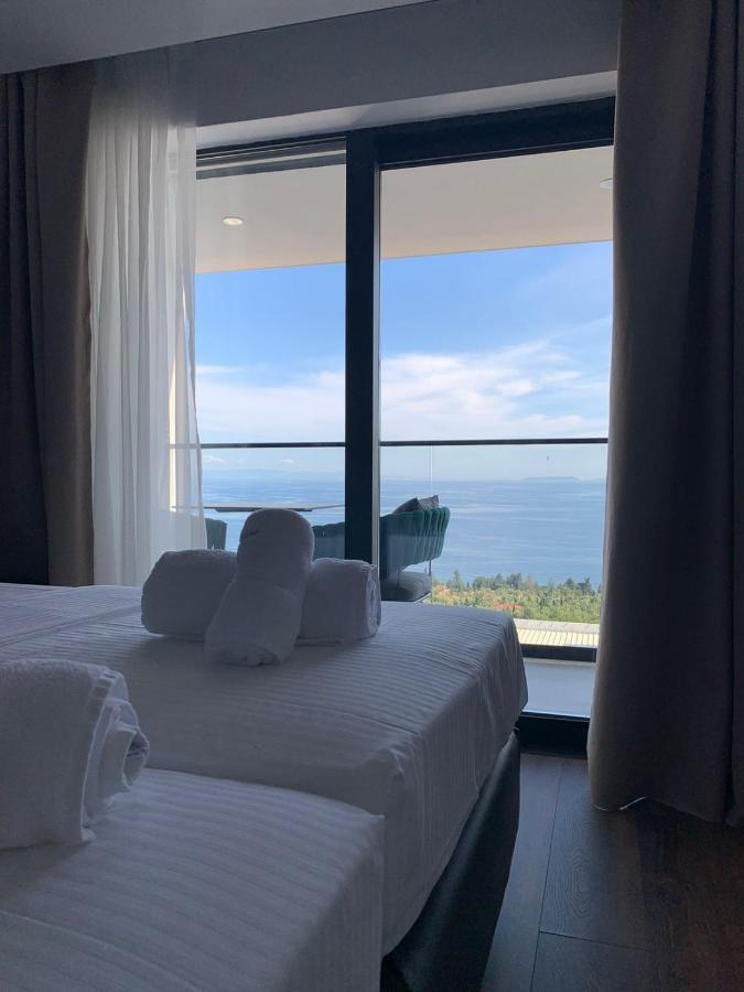 Black Diamond Hotel Дермі Екстер'єр фото