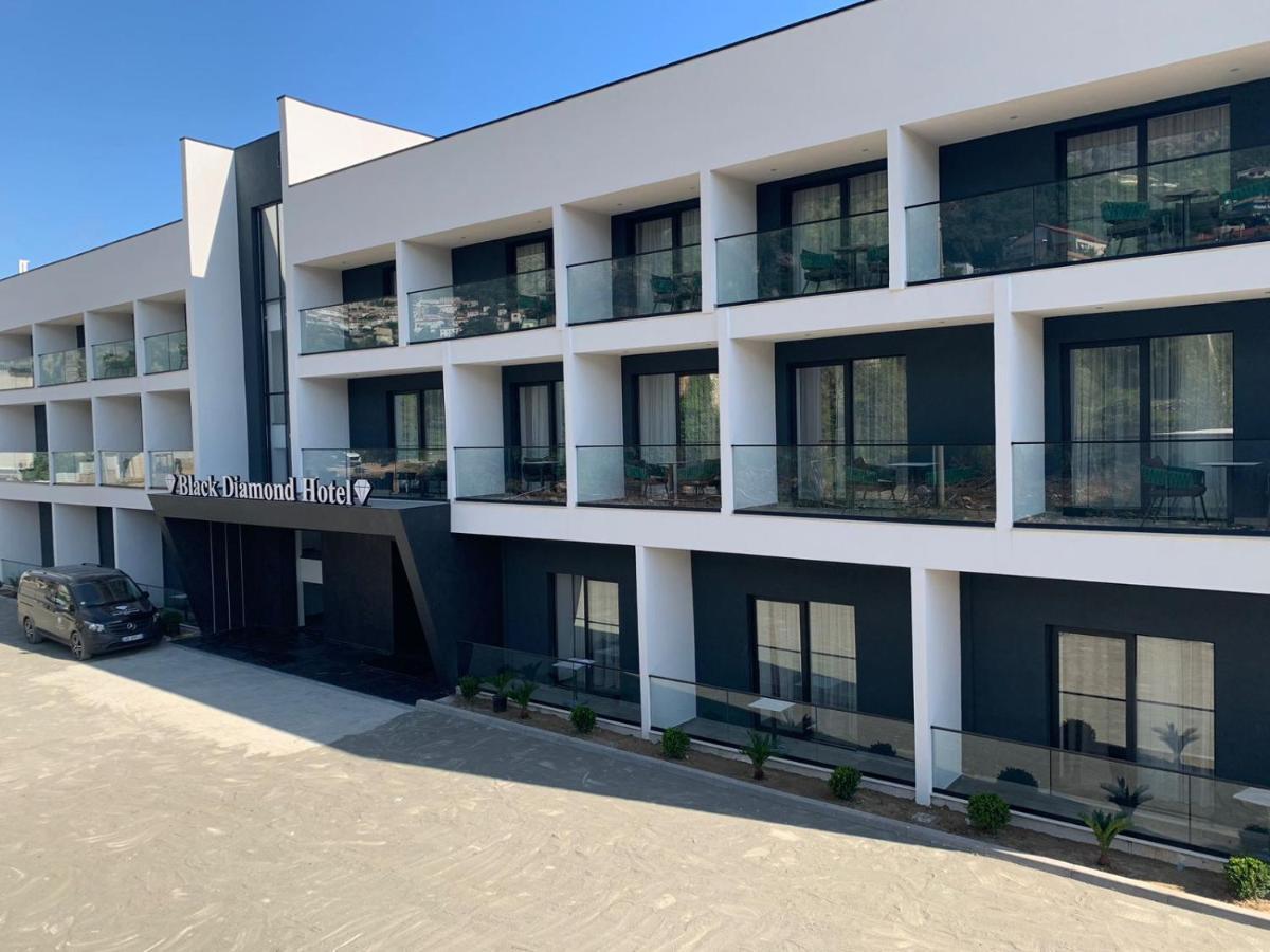 Black Diamond Hotel Дермі Екстер'єр фото