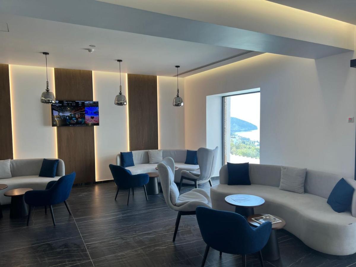 Black Diamond Hotel Дермі Екстер'єр фото