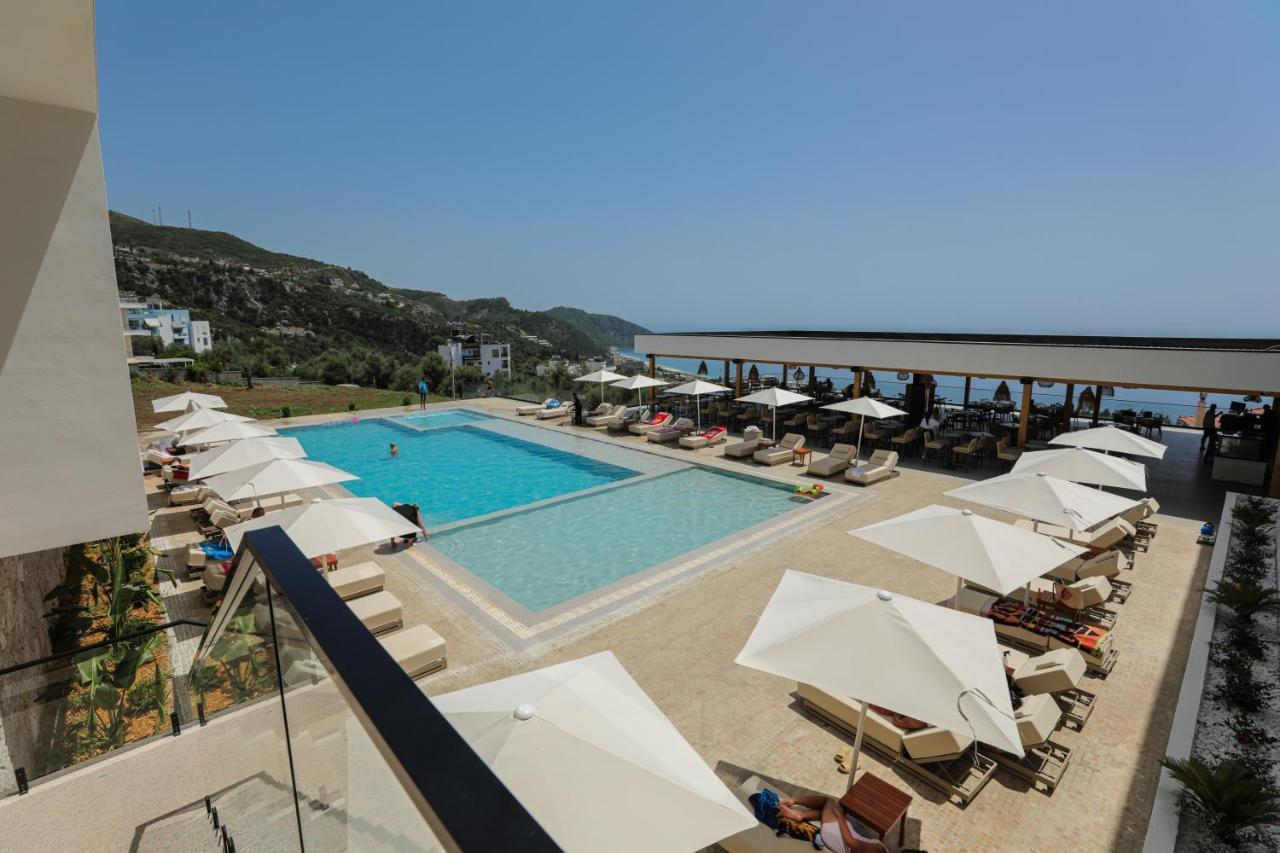 Black Diamond Hotel Дермі Екстер'єр фото