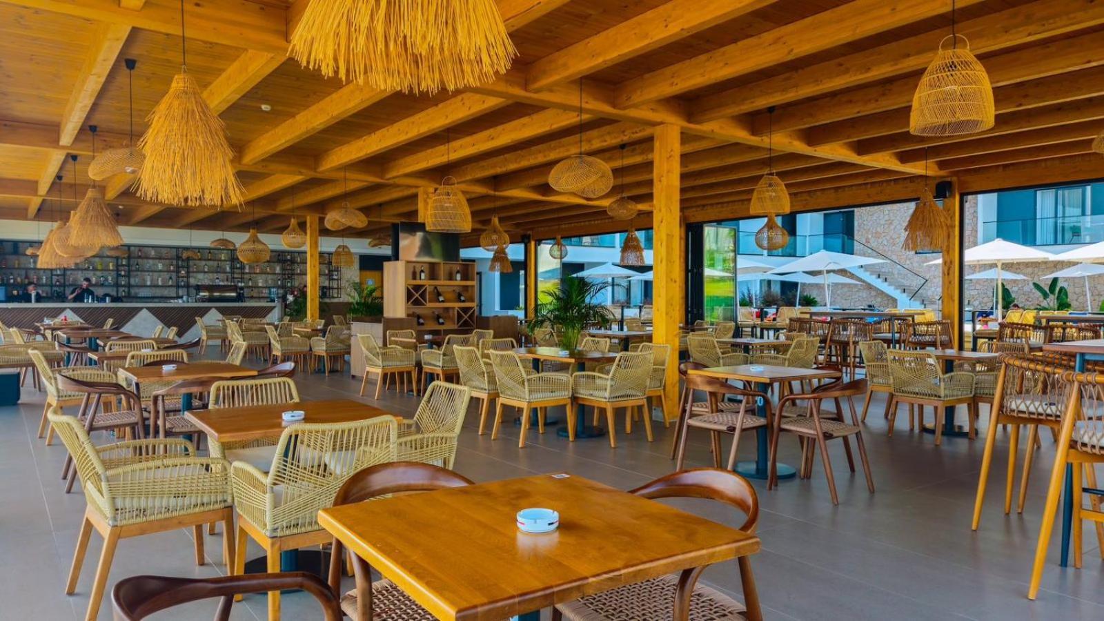 Black Diamond Hotel Дермі Екстер'єр фото
