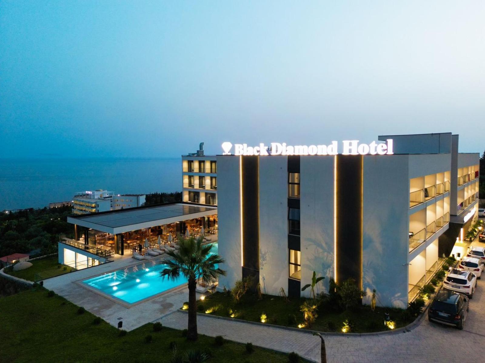 Black Diamond Hotel Дермі Екстер'єр фото