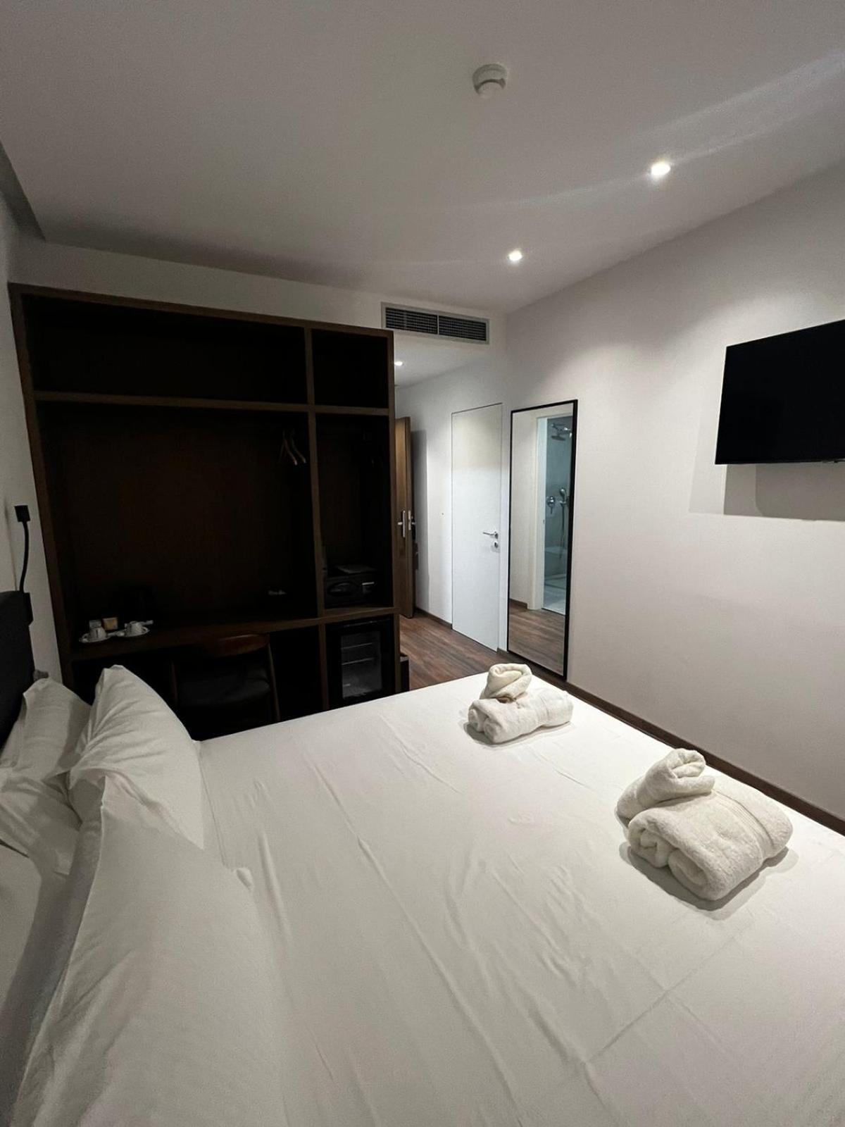 Black Diamond Hotel Дермі Екстер'єр фото