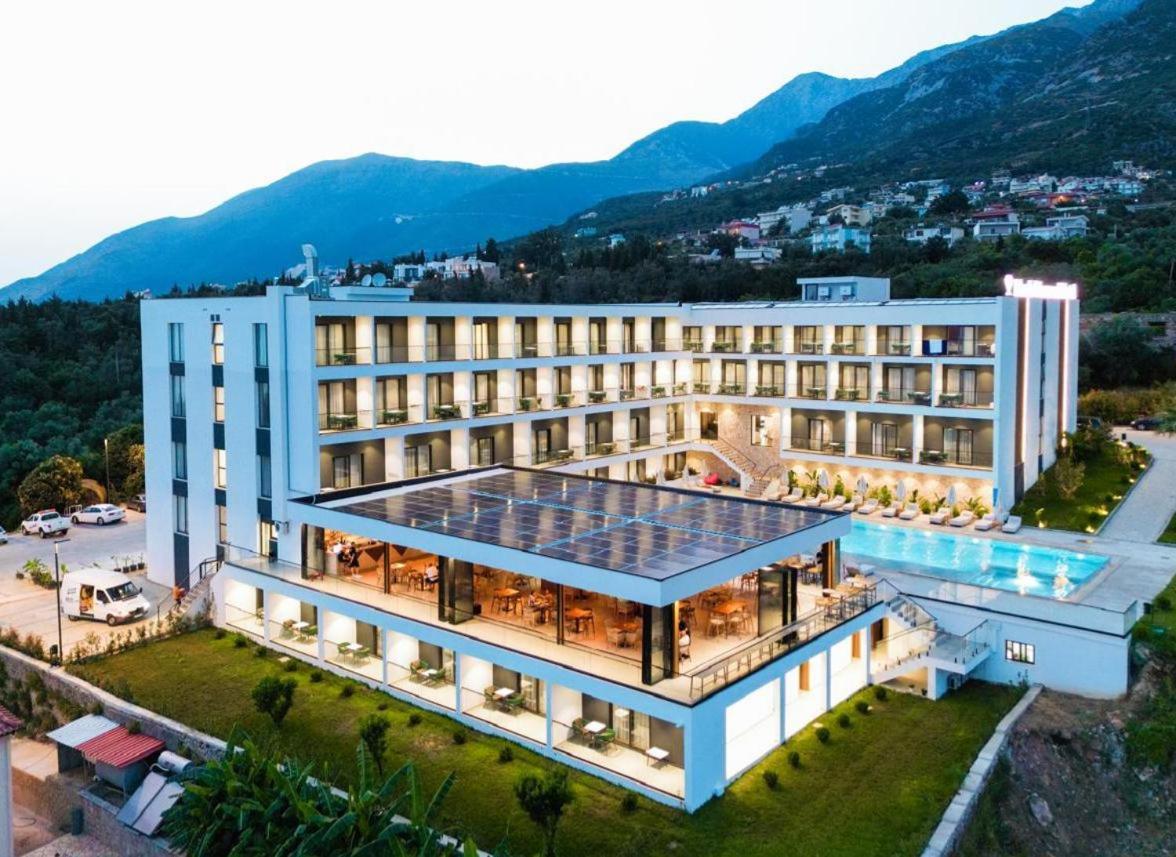 Black Diamond Hotel Дермі Екстер'єр фото